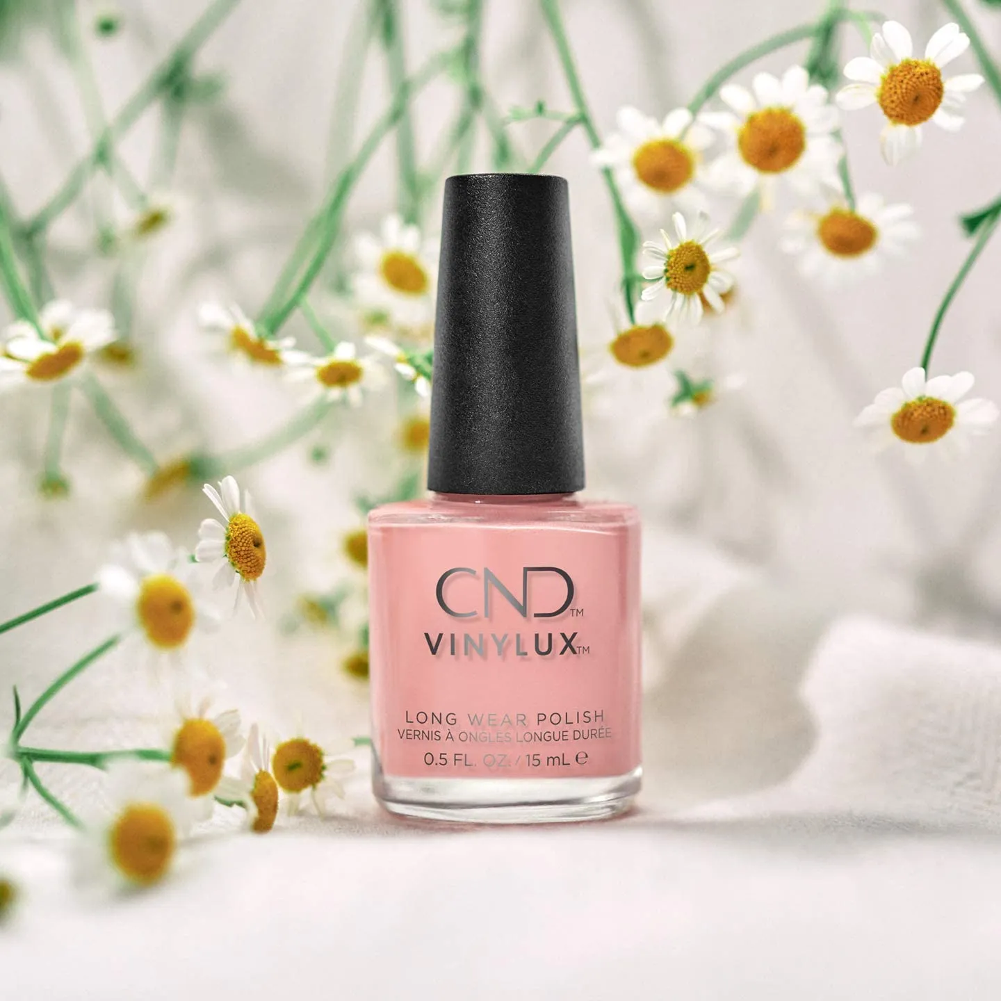 CND - Vinylux Topcoat & Soft Peony 0.5 oz - #347