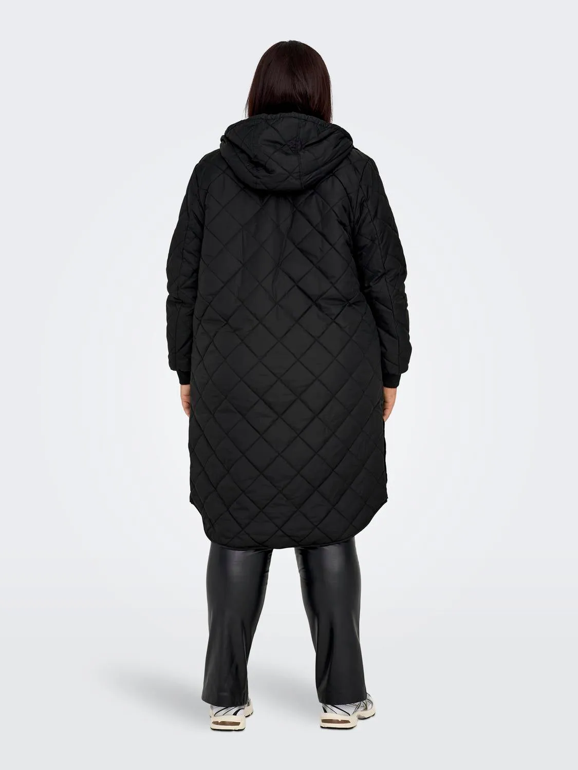 Only Carmakoma Sandy Quilted Coat in Black