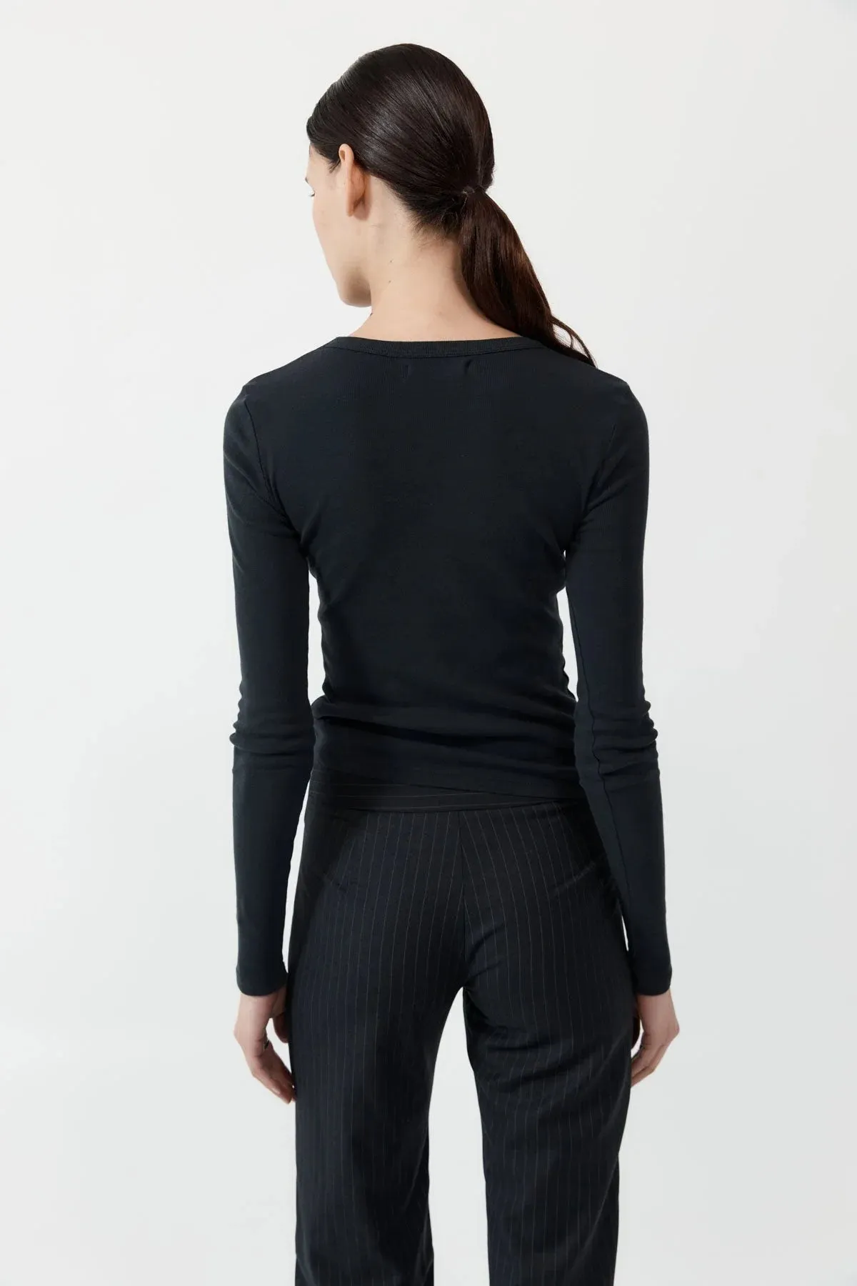 ORGANIC COTTON LONG SLEEVE TOP - BLACK