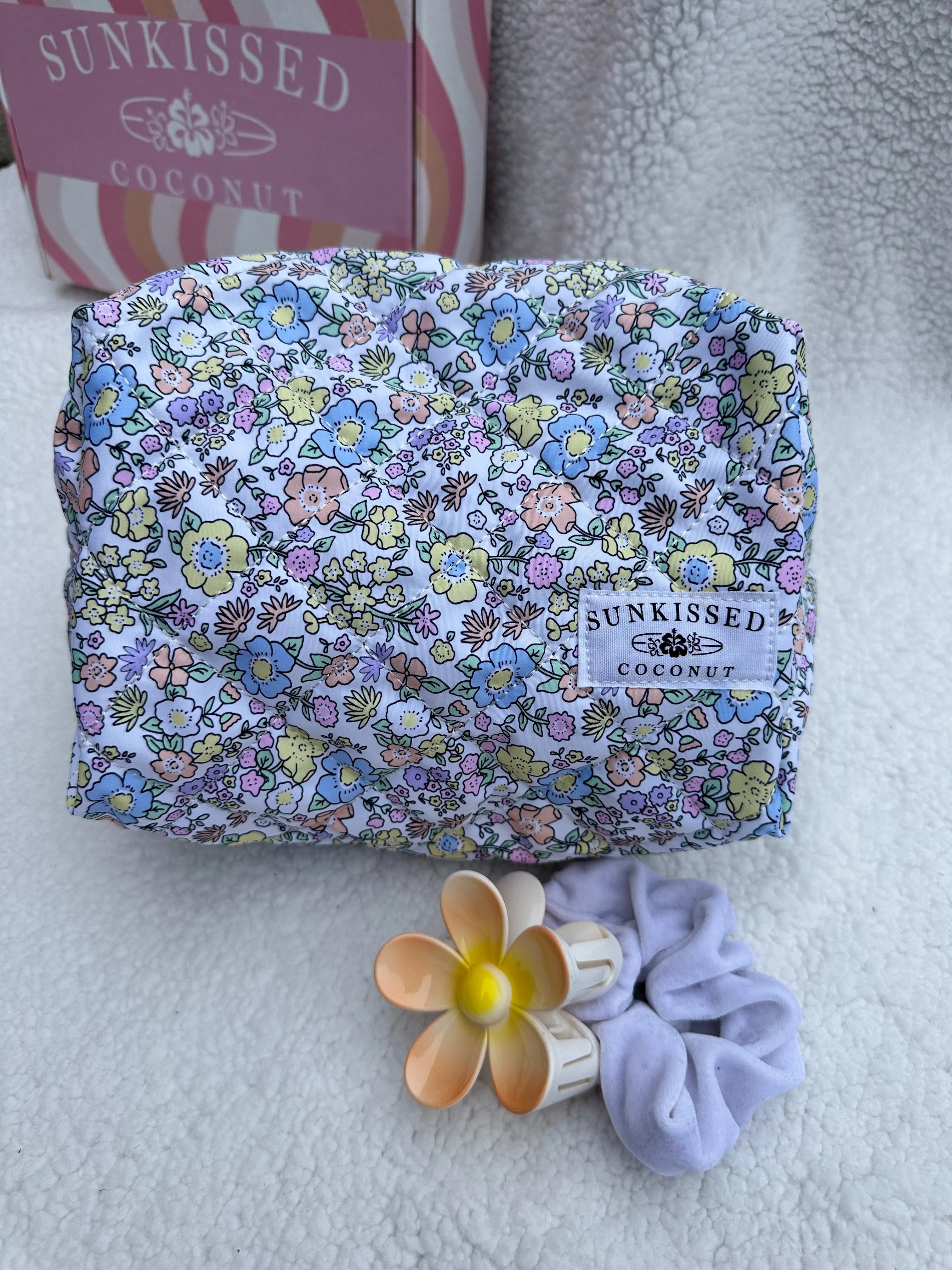 Pastel Flower Quilted Handmade Travel Bag