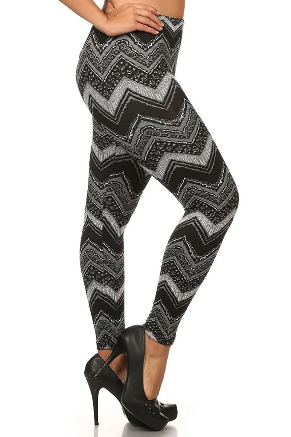 Plus Size Fleece Lined Chevron Striped Winter Leggings