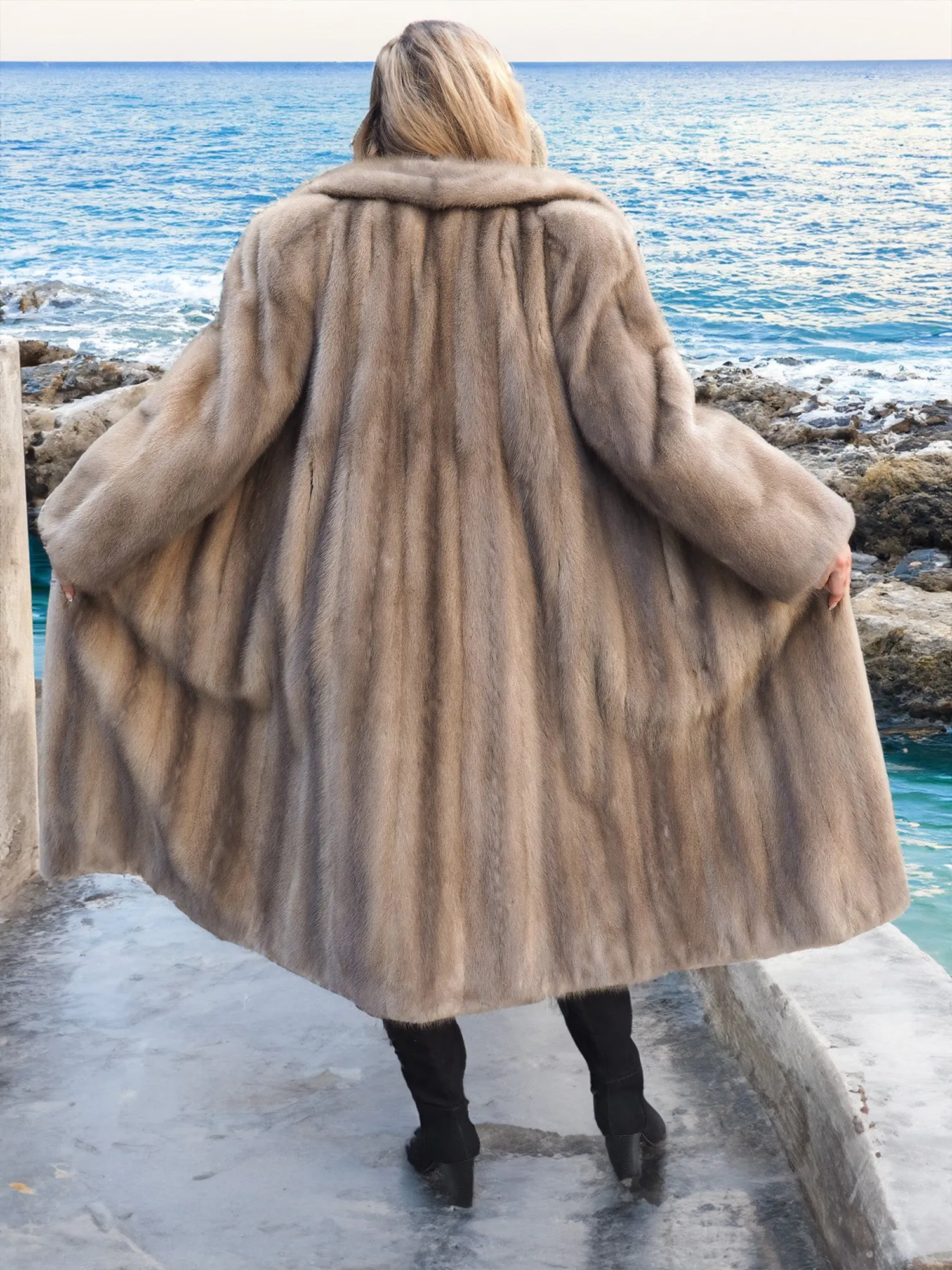 Rare Canadian Lavender Mink Fur Coat M