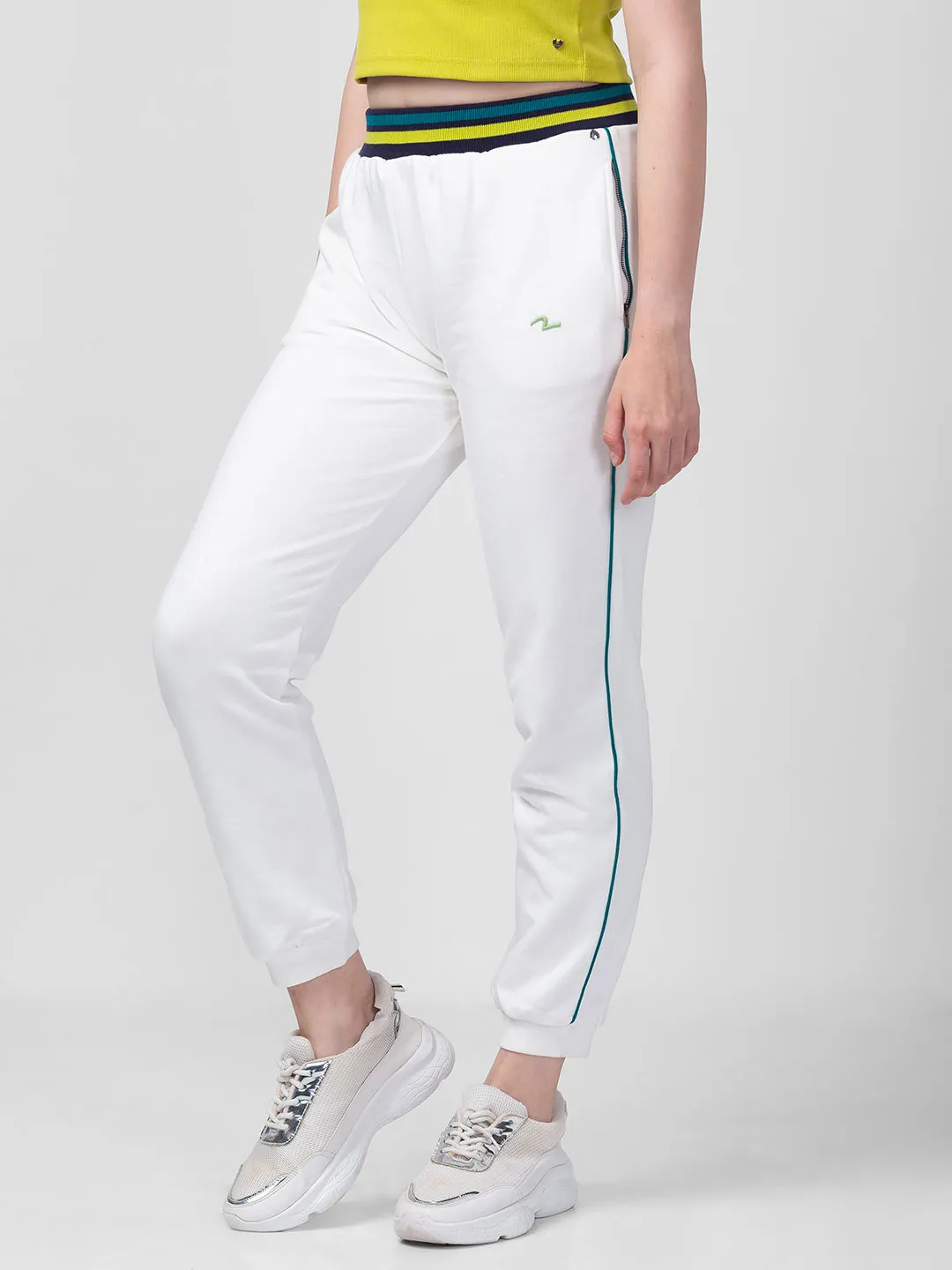 Spykar Women Off-White Cotton Regular Fit Joggers Trackpant