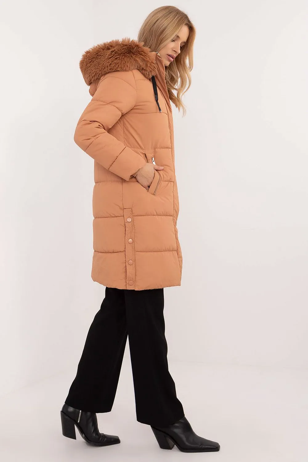 TEEK - Internal Plaid Quilted Fluff Hood Coat