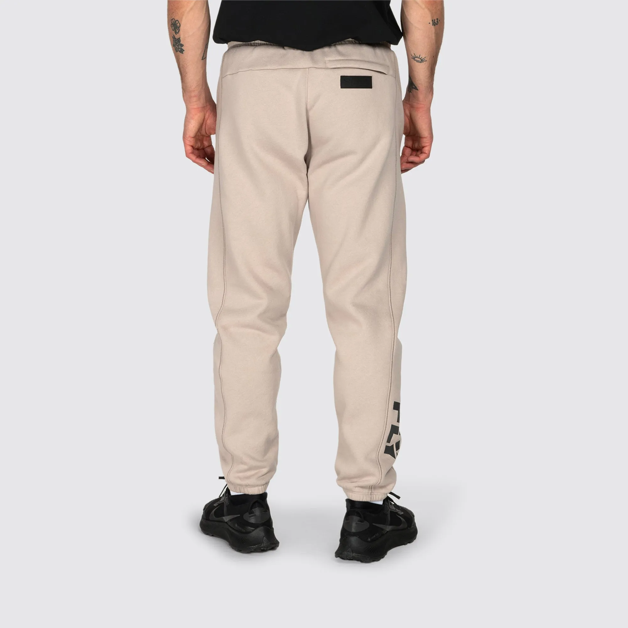 Undisputed Relaxed Fit Joggers