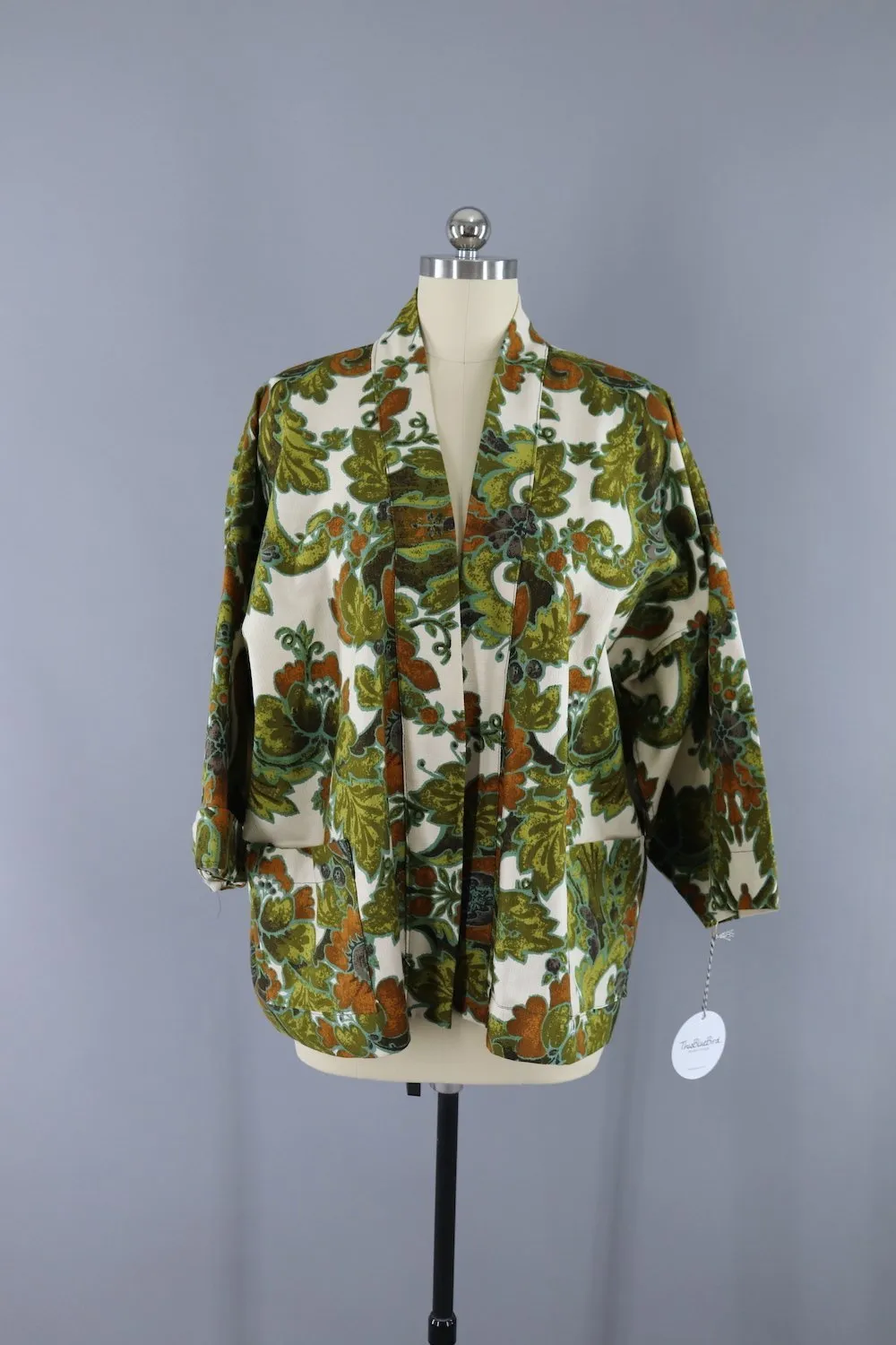 Vintage Kimono Jacket / 1970s Olive Green Floral Print