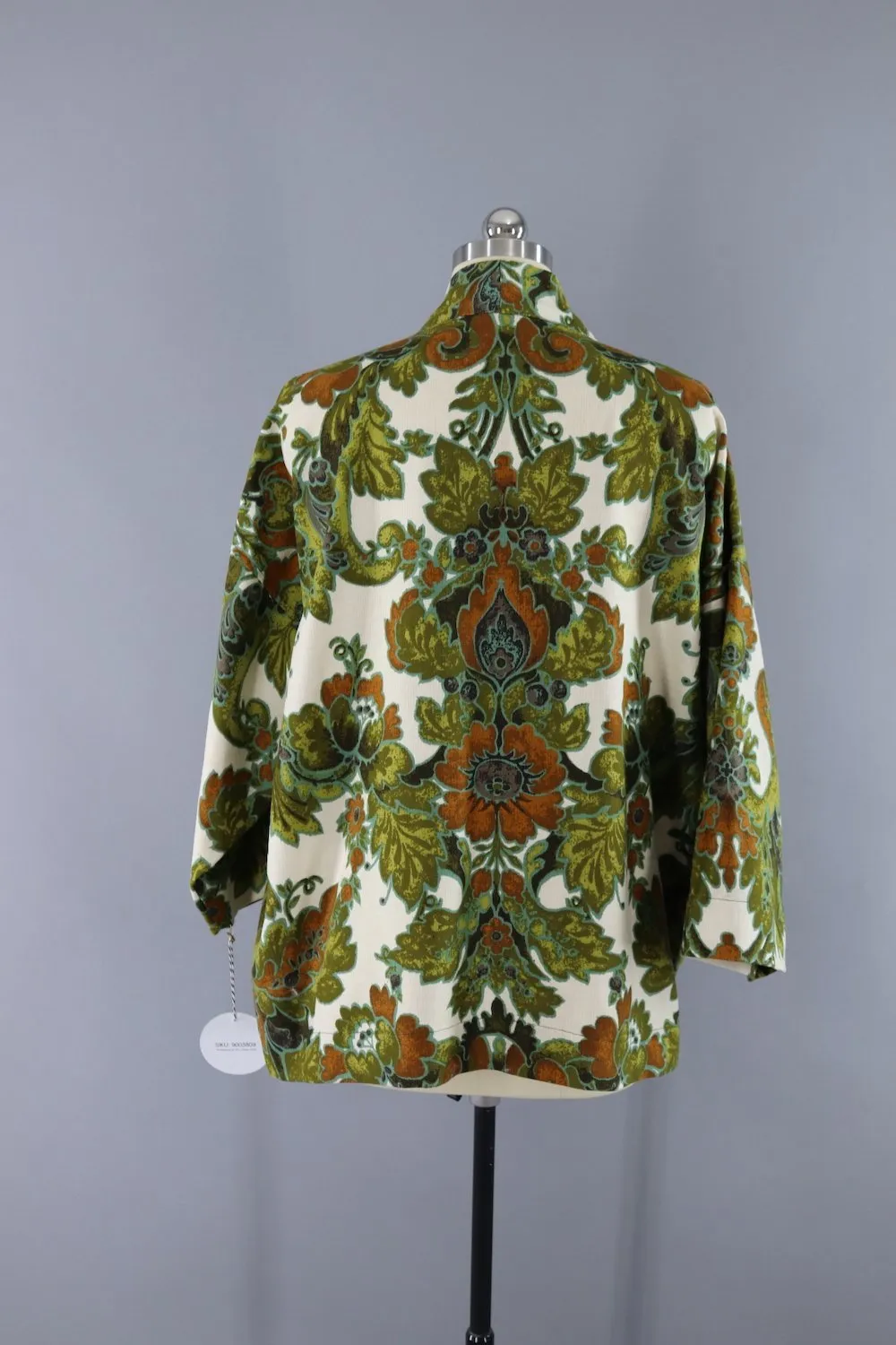 Vintage Kimono Jacket / 1970s Olive Green Floral Print